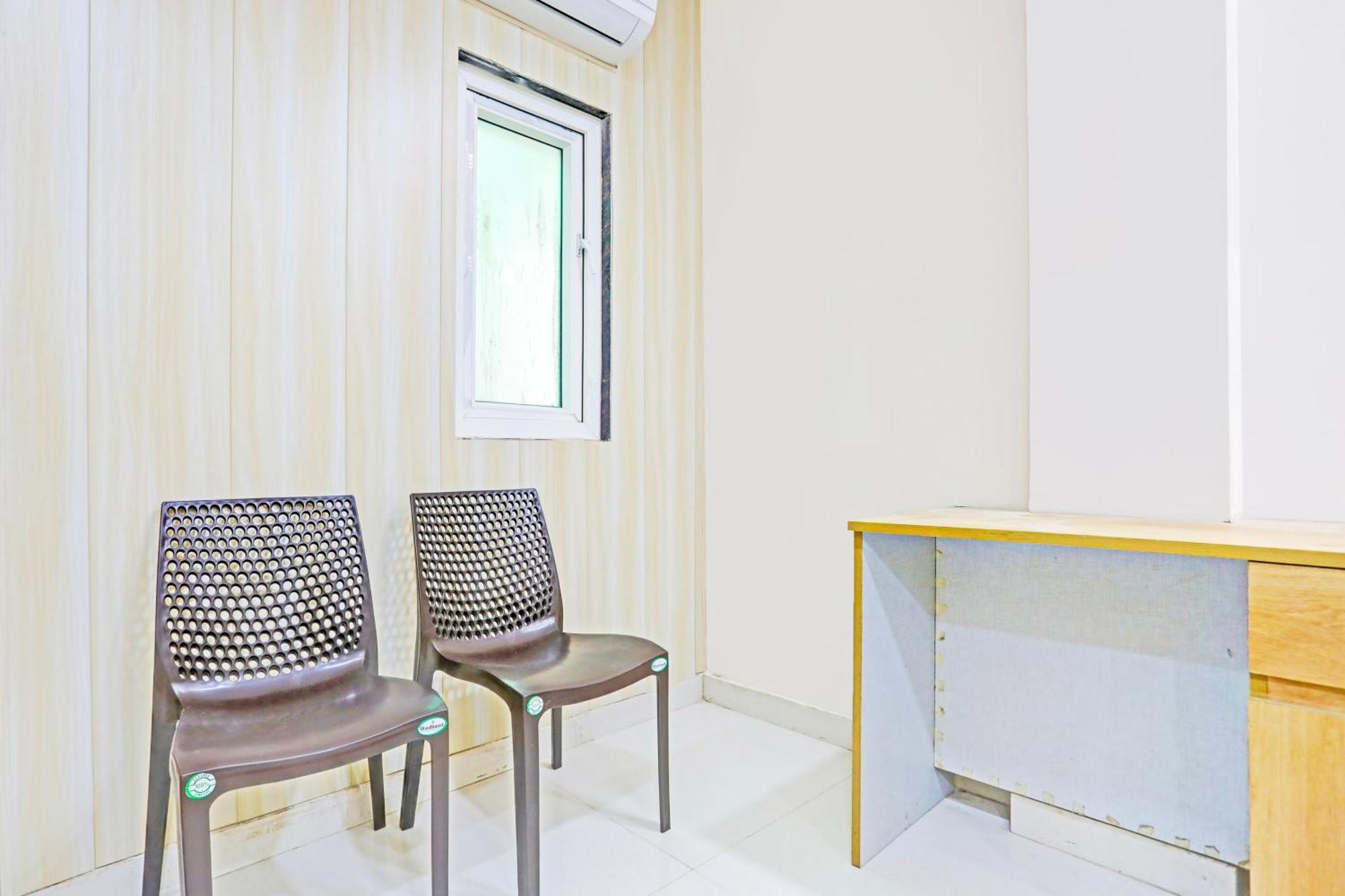 O White House 3* New Delhi