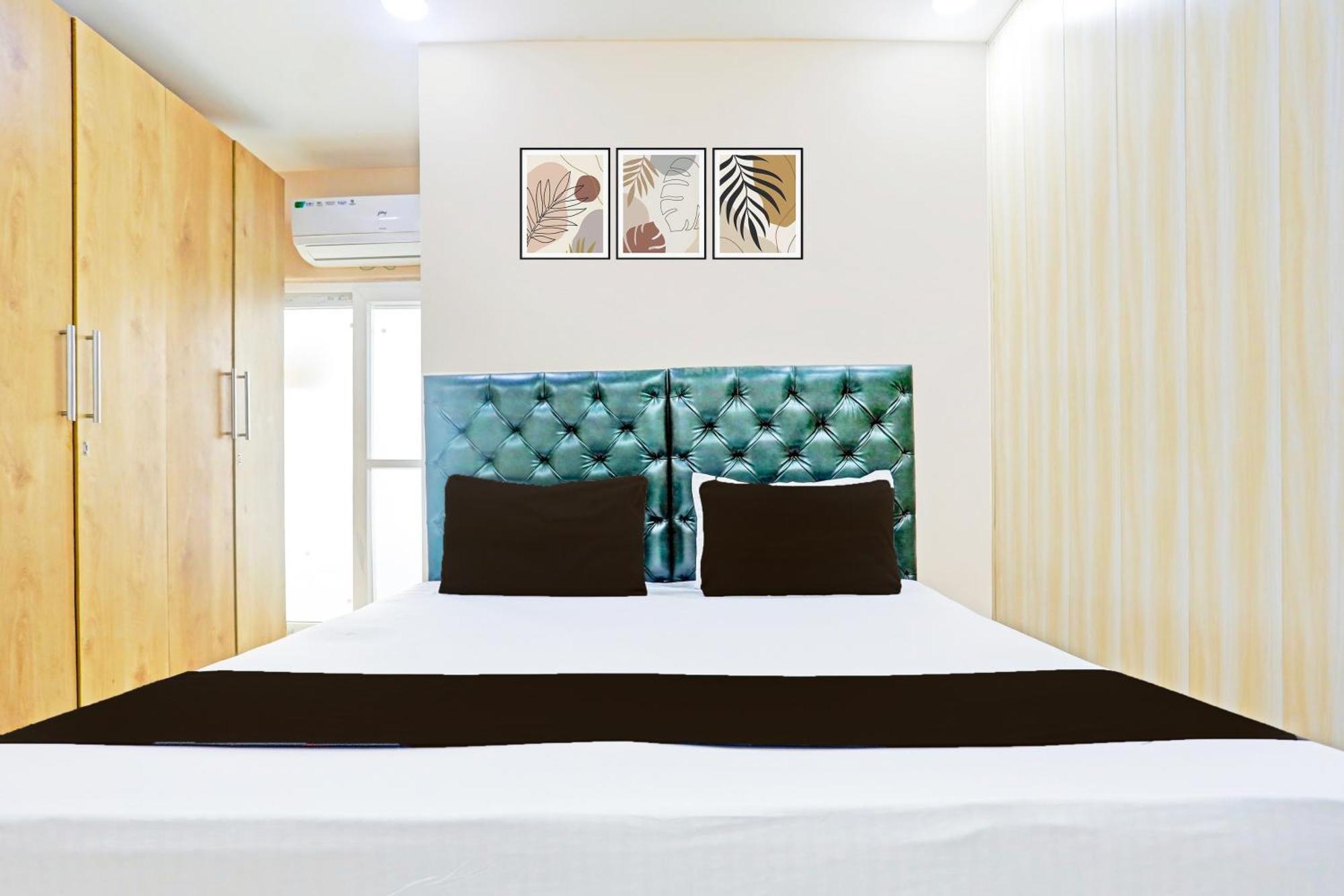 Hotel O White House New Delhi